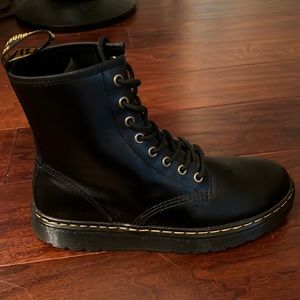 Dr Marten Zavala size 9